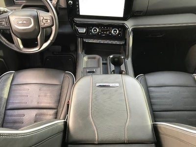 2025 GMC Sierra 2500 HD 4WD Crew Cab 159 AT4X