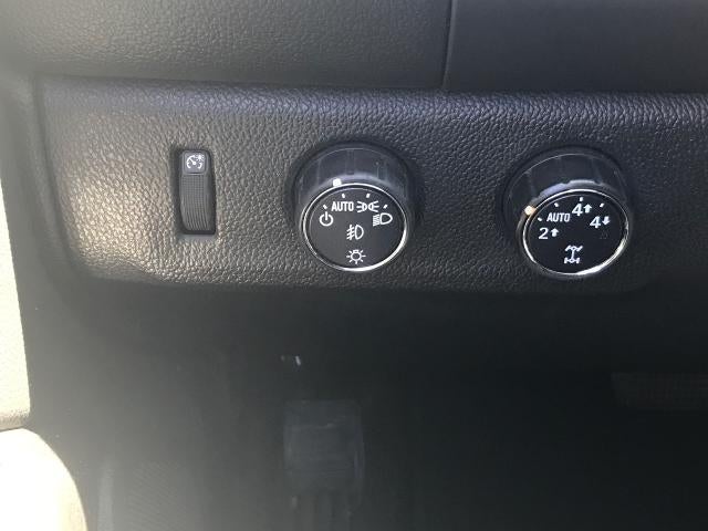 2015 GMC Canyon 4WD Crew Cab 128.3 SLT