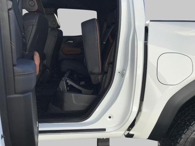 2024 GMC Canyon 4WD Crew Cab AT4