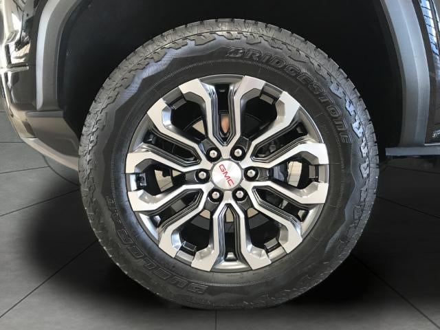 2024 GMC Canyon 4WD Crew Cab Denali