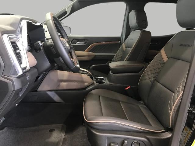 2024 GMC Canyon 4WD Crew Cab Denali