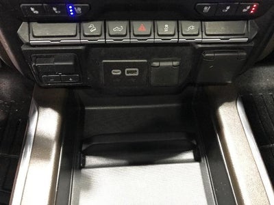 2022 GMC Sierra 1500 Limited 4WD Crew Cab 147 SLT