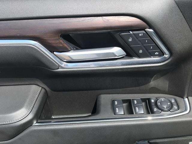 2025 GMC Sierra 1500 4WD Crew Cab 147 SLT