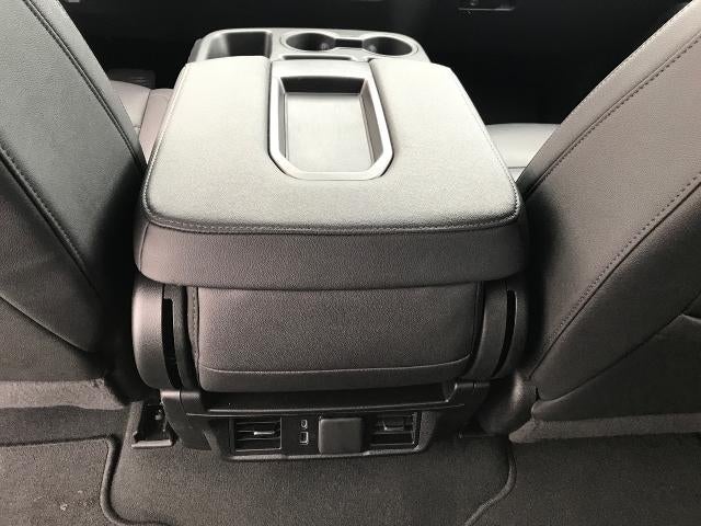 2025 GMC Sierra 1500 4WD Crew Cab 147 SLT