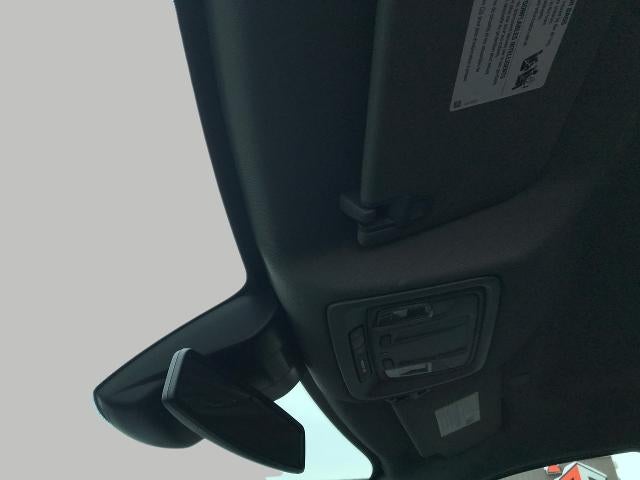 2025 GMC Sierra 1500 4WD Crew Cab 147 SLT