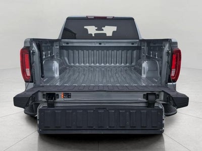 2025 GMC Sierra 1500 4WD Crew Cab 147 SLT