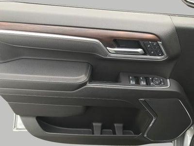 2025 GMC Sierra 1500 4WD Crew Cab 147 SLT