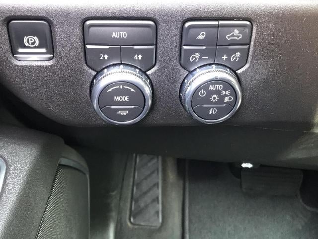 2026 GMC Sierra 1500 4WD Crew Cab 147 SLT