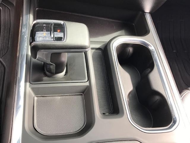 2023 GMC Sierra 1500 4WD Crew Cab 147 SLT