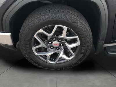 2023 GMC Sierra 1500 4WD Crew Cab 147 SLT