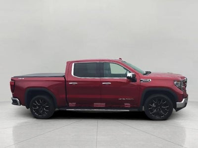 2022 GMC Sierra 1500 4WD Crew Cab 147 SLT
