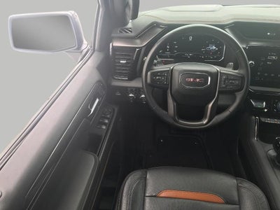 2024 GMC Sierra 1500 4WD Crew Cab 147 AT4