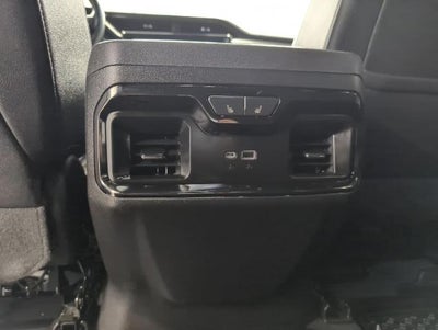 2023 GMC Sierra 1500 4WD Crew Cab 147 AT4