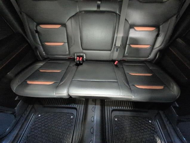 2023 GMC Sierra 1500 4WD Crew Cab 147 AT4