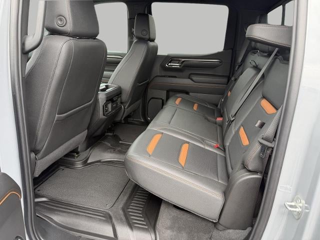 2024 GMC Sierra 1500 4WD Crew Cab 147 AT4