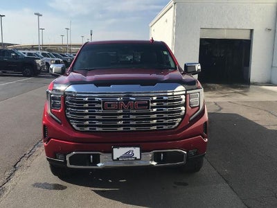 2022 GMC Sierra 1500 4WD Crew Cab 147 Denali