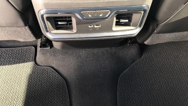 2022 GMC Sierra 1500 4WD Crew Cab 147 Denali