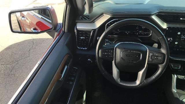 2022 GMC Sierra 1500 4WD Crew Cab 147 Denali