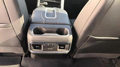 2022 GMC Sierra 1500 4WD Crew Cab 147 Denali