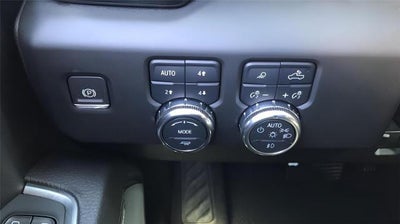 2022 GMC Sierra 1500 4WD Crew Cab 147 Denali
