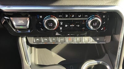 2022 GMC Sierra 1500 4WD Crew Cab 147 Denali