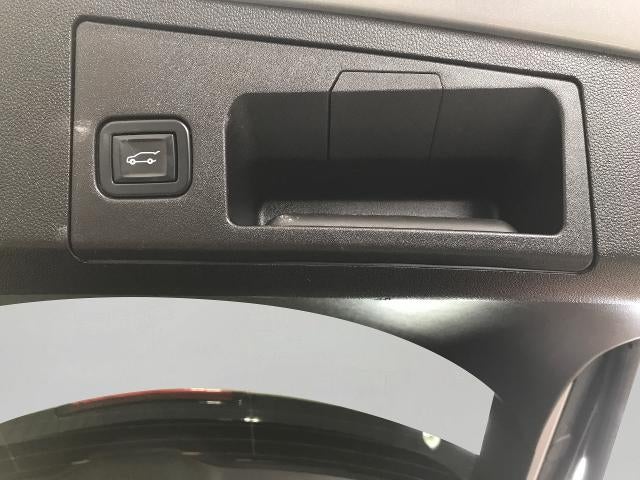 2020 Cadillac XT4 FWD 4dr Premium Luxury