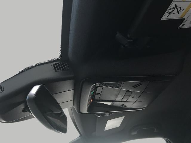 2025 Cadillac XT4 AWD 4dr Premium Luxury