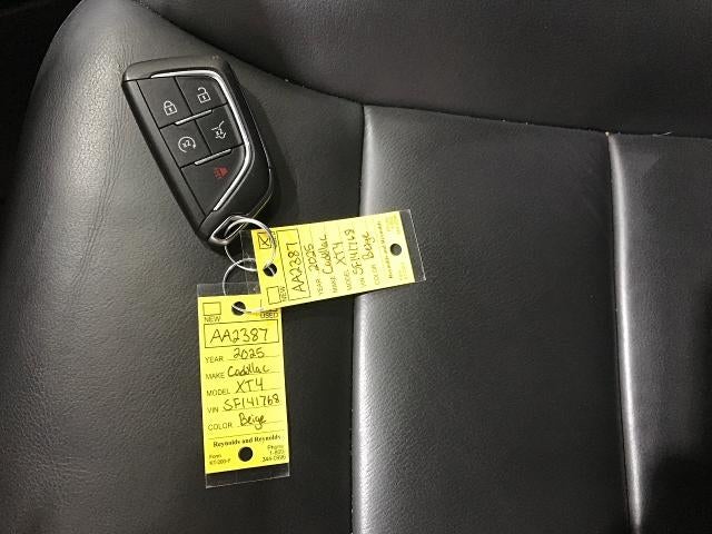 2025 Cadillac XT4 AWD 4dr Premium Luxury