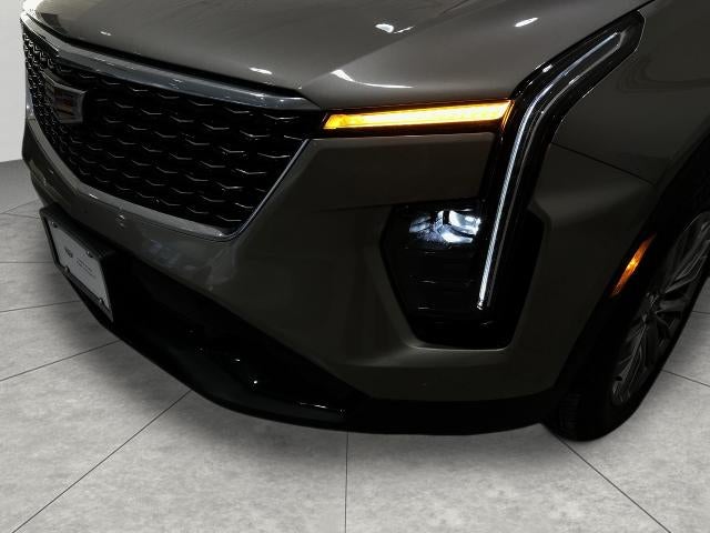 2025 Cadillac XT4 AWD 4dr Premium Luxury