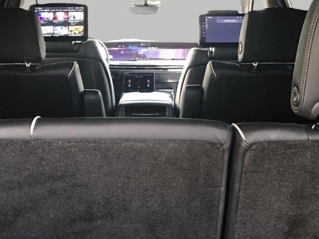 2025 Cadillac Escalade ESV 4WD 4dr Premium Luxury