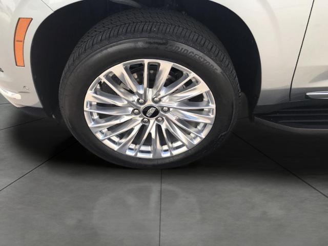 2025 Cadillac Escalade ESV 4WD 4dr Premium Luxury