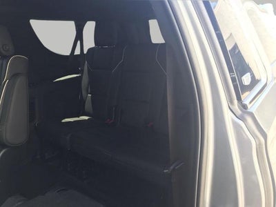 2025 Cadillac Escalade ESV 4WD 4dr Premium Luxury