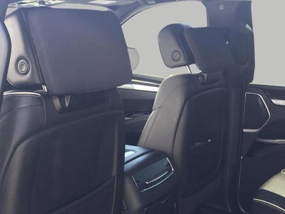 2025 Cadillac Escalade ESV 4WD 4dr Premium Luxury