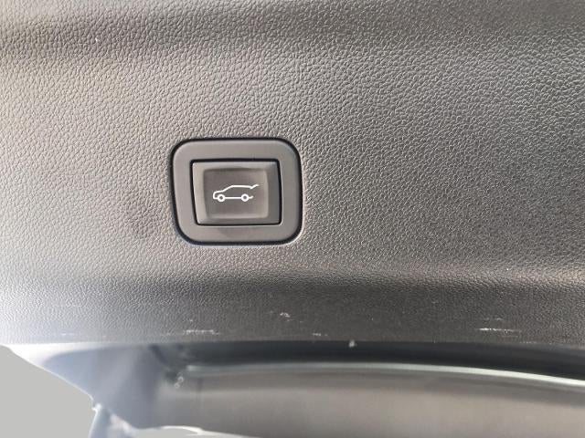 2025 Cadillac Escalade ESV 4WD 4dr Premium Luxury