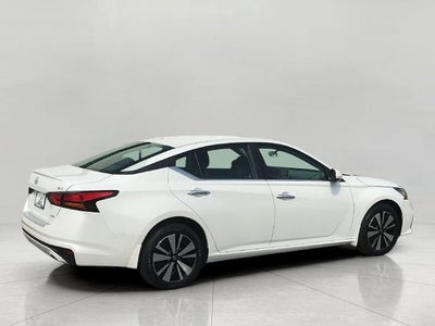 2022 Nissan Altima 2.5 SV AWD Sedan