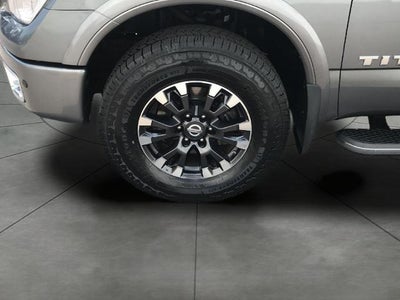 2019 Nissan TITAN 4x4 Crew Cab PRO-4X