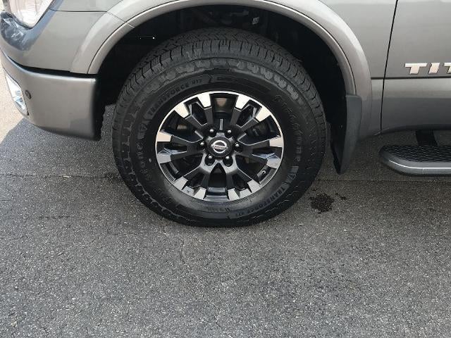 2019 Nissan TITAN 4x4 Crew Cab PRO-4X