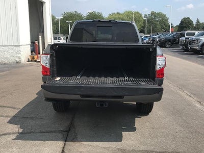 2019 Nissan TITAN 4x4 Crew Cab PRO-4X