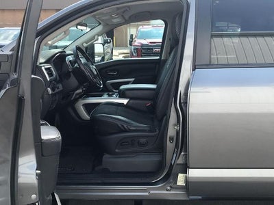 2019 Nissan TITAN 4x4 Crew Cab PRO-4X