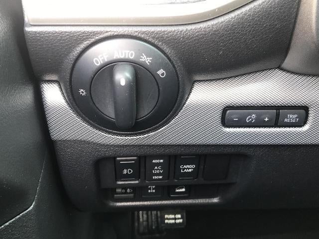 2019 Nissan TITAN 4x4 Crew Cab PRO-4X