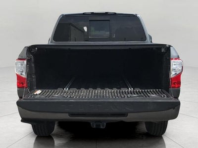 2019 Nissan TITAN 4x4 Crew Cab PRO-4X
