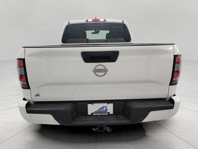2022 Nissan Frontier Crew Cab 4x4 SV Auto