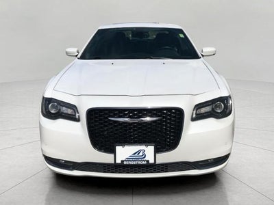 2016 Chrysler 300 4dr Sdn 300S AWD