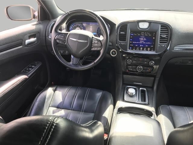 2016 Chrysler 300 4dr Sdn 300S AWD