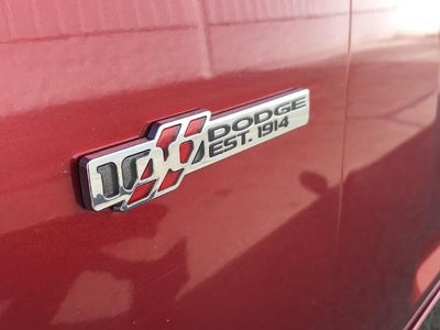 2014 Dodge Charger 4dr Sdn SXT 100th Anniversary RWD
