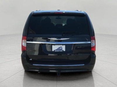 2016 Chrysler Town & Country 4dr Wgn LX