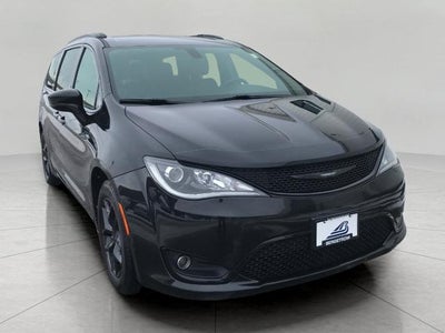 2018 Chrysler Pacifica Touring L FWD