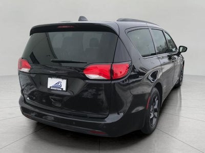 2018 Chrysler Pacifica Touring L FWD
