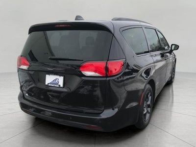 2018 Chrysler Pacifica Touring L FWD