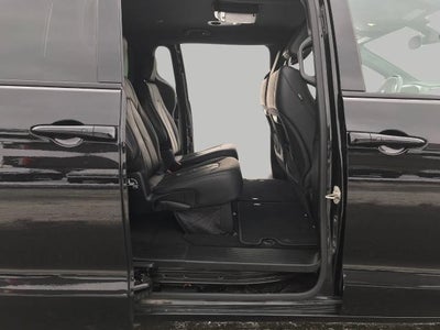 2018 Chrysler Pacifica Touring L FWD